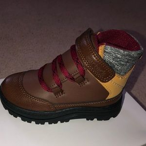 Carters boys boots size 7 NWT